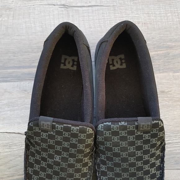 DC Shoes | slip ons - Picture 3 of 5